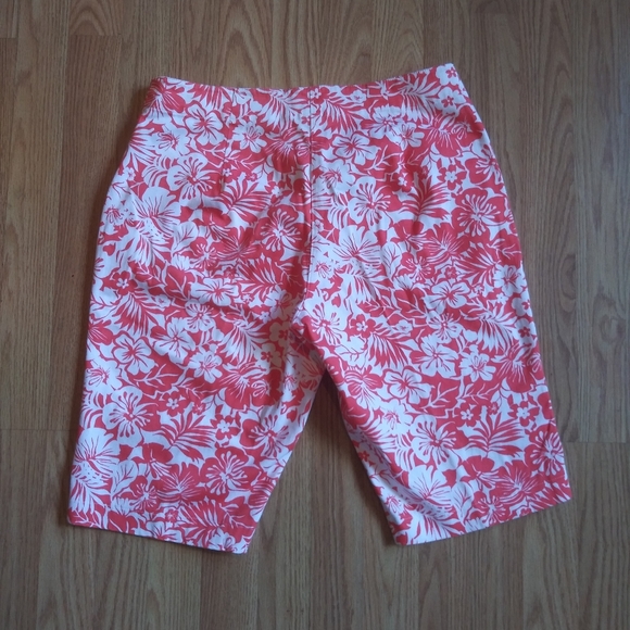 Palm Island Hawaiian Print Mid Rise Shorts EUC - Picture 2 of 5